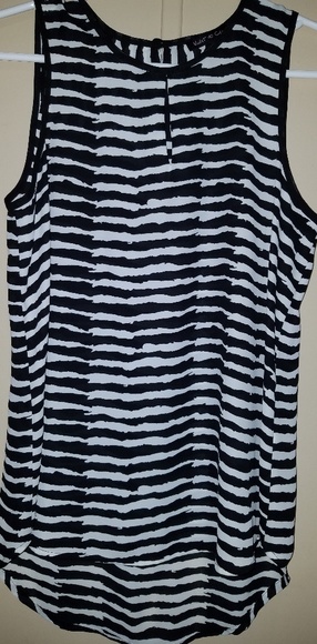 Woman's🌺dressy, professional, or casual sz small - Picture 1 of 7